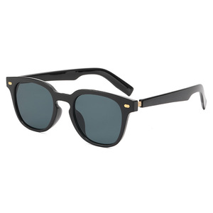 Oval Small <b>Frame</b> UV400 Sunglasses PC Material Unisex Sun Protection Type 3 Lenses <b>Grey</b> Color - Product Image 5