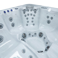 VIRLUX Spa extérieur pour 6 personnes avec chaise longue ergonomique, 50 jets d'hydrothérapie, éclairage d'ambiance LED, design en acrylique peu encombrant