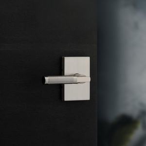 Poignée de porte carrée en alliage de zinc, design moderne, best-seller, durable, antirouille, sans clé, commande tactile, noir mat/brossé - Product Image 1