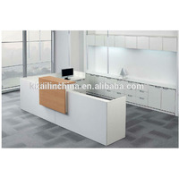 Table de réception de bureau moderne en placage de bois personnalisée de haute qualité KALN 2026 avec garantie de 6 ans et certification Green Guard