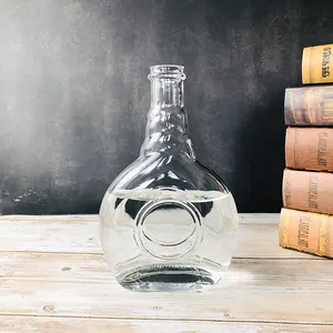 中国热销独特形状酒瓶70cl玻璃瓶