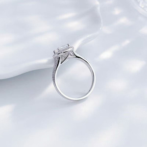 Elegante <span class=keywords><strong>Anillo</strong></span> de Diamante Cultivado en Laboratorio con Corte Cuadrado Pequeño y Punta en V de Cuatro Puntas, Platino PT950, Joyería Fina para Mujer, <span class=keywords><strong>Anillo</strong></span> de Compromiso, Boda, Nupcial - Product Image 3