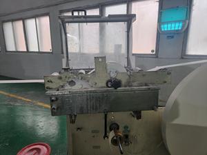 Nhà cung cấp cung cấp keo <span class=keywords><strong>PVA</strong></span> Trắng Khô nhanh được sử dụng để sản xuất giấy bảo vệ góc hoặc ống giấy - Product Image 3