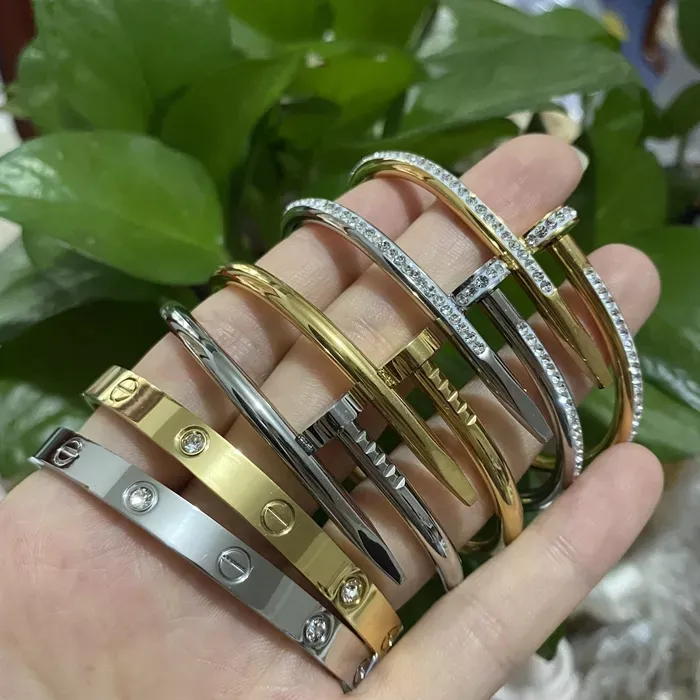 New Design Fashion Gold Plated Open Screw Bracelets Stainless Steel Women Nail Bangle Bracelet