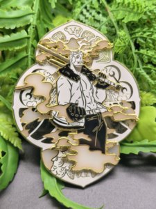 Pin Lapel Enamel Keras Custom Logo Personalisasi Badge Logam Lucu Grosir Partai Besar untuk Hadiah Bisnis Souvenir Dekorasi - Product Image 2