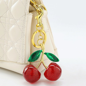 Trung Quốc Các Nhà Sản Xuất Dễ Thương Nhựa Cherry Thời Trang Keychain Tinh Tế Phụ Kiện Túi Kim Loại Keychain - Product Image 3