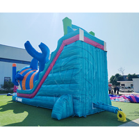 Toboggan aquatique gonflable en forme de bouche de requin avec piscine, nouvelles structures gonflables, château gonflable pour les enfants, amusement estival en plein air dans la cour