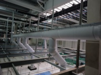 Tuyau d'aération pré-isolé en composite caoutchouc-plastique flexible à 3 couches pour CVC, fourni directement par le fabricant