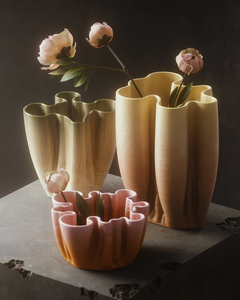 Vase décoratif en céramique blanche pour présentation florale sur table, décoration intérieure pour maison, bureau, salon, pots et jardinières à fleurs - Product Image 3
