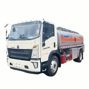 Small Howo 5cbm Fuel Truck with Manual Transmission New Condition Oil Transport Tank for Sale - Product Image 1