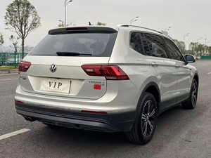 VW <span class=keywords><strong>Tiguan</strong></span> L 330TSI Auto Comfort <span class=keywords><strong>2019</strong></span> d'occasion, traction avant, toit ouvrant panoramique, SUV, prix <span class=keywords><strong>de</strong></span> gros, faible kilométrage, vérification du VIN disponible - Product Image 3