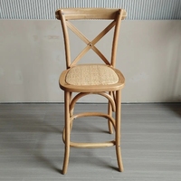 Chaise haute empilable nordique en bois massif chaises basses modernes en bois tabouret de bar croisé en bois