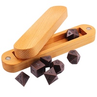 Boîte de rangement en bois magnétique simple personnalisée pour jeux de table, exclusivement la boîte de rangement (les dés ne sont pas inclus)