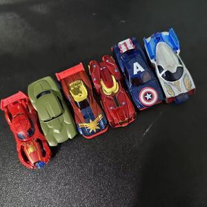Voiture de sport en alliage de fer Spider-Man de la Ligue des Héros transfrontalière, modèle miniature de camionnette pour enfants, échelle 1:5 - Product Image 1