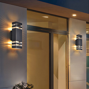 Produttore cinese di alta qualità lampada da parete esterna impermeabile Ip65 classico ABS Villa cancello corridoio recinzione giardino luce da parete - Product Image 4