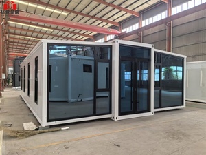 Maison conteneur extensible préfabriquée <span class=keywords><strong>en</strong></span> panneaux sandwich d'acier, design moderne respirant, utilisation hôtelière, hauteur supplémentaire de 40 pieds, intérieur de 2,4 m - Product Image 2