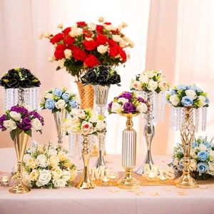 Venta al por mayor centro de mesa reutilizable boda flores artificiales ramo rosas artificiales bolas de flores para Decoración - Product Image 6