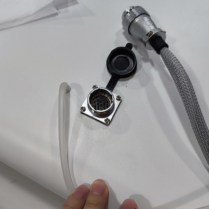 Machine à laser fractionné au CO2 pour le traitement de l'acné, l'élimination des cicatrices et des rides, et le raffermissement de la peau, machine à graver au laser CO2, beauté - Product Image 5