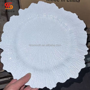 Assiettes de Présentation Blanches Vintage en Plastique Lisse, Idéales pour Mariages et Banquets – Nouveauté Tendance - Product Image 3