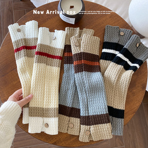 Women's Color-Blocked Knit Slouch <b>Socks</b> With Button Detail For Autumn Winter Warmth Four Seasons Wear - Product Image 2