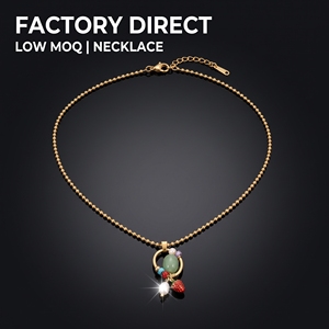 Collana Minimalista in Acciaio Inossidabile con Ciondolo a Fragola Dipinta in Agata, Catena Ovale Intrecciata, Tema Giardino Botanico Incantato, Madre e Figlio - Product Image 1