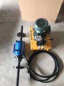 Prensa de Bujes 70t/100t Máquina de Manguito con Linterna Integrada Removedor Hidráulico de Bujes de Cazo Operación Fácil Eléctrica y Manual - Product Image 3