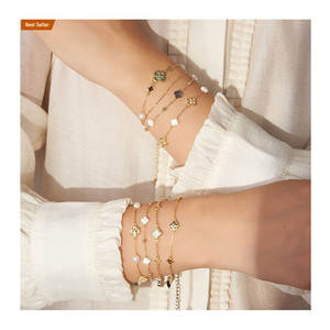 BGMB65-71 रिन्टिन थोक 14k सोने के शेल मोती 925 महिलाओं के लिए चार पत्ती क्लोवर ब्रेसलेट - Product Image 1