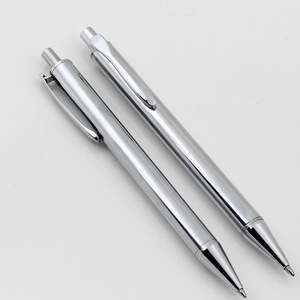 Bolígrafo de Metal Plateado Personalizado al por Mayor, Bolígrafo con Logotipo de 1.0 mm con Función de Presión para Promociones - Product Image 3