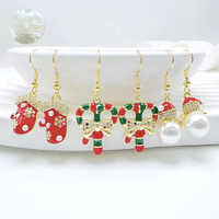CH-LAE0929 Charmantes Boucles d'Oreilles de Noël Plaqué Or avec Micro-Pavé de Zircons Cubiques, Breloques Gant et Bonhomme de Neige, Bijoux