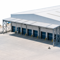 Entrepôt préfabriqué en structure métallique à grande portée, bâtiment industriel en acier multi-portes, taille personnalisée pour usine, atelier, stockage
