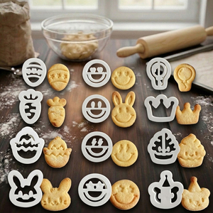 Ensemble de mini emporte-pièces de Noël en plastique moulé par injection, moules à biscuits en fondant et embosseurs pour biscuits imprimés, pâte à modeler et argile - Product Image 6