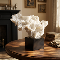 Sculpture de bureau contemporaine créative en résine et marbre, faite à la main, pour la décoration de la maison, du bureau, de l'appartement ou du salon
