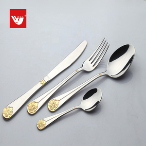 Ensemble de <span class=keywords><strong>couverts</strong></span> de luxe en acier inoxydable doré avec logo personnalisé, 24 pièces, finition miroir, 304/410/430, <span class=keywords><strong>design</strong></span> classique pour mariage, boîte personnalisée Wan - Product Image 1