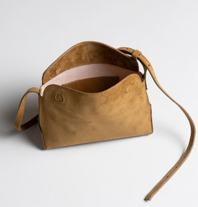 Bolso bandolera popular de gamuza con logotipo personalizado, nuevo diseño, portátil, con cubierta de PU, bolso cruzado plano para mujer. - Product Image 5