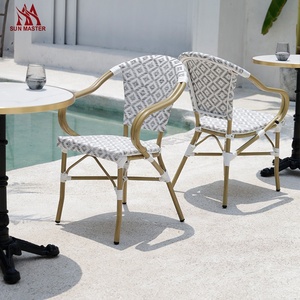 Mobilier moderne pour boutique <span class=keywords><strong>de</strong></span> café Patio <span class=keywords><strong>Terrasse</strong></span> <span class=keywords><strong>Chaise</strong></span> <span class=keywords><strong>de</strong></span> bistrot parisien Jardin Restaurant empilé Table et chaises d'extérieur - Product Image 2