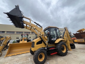 รถตักล้อยาง JCB 3CX รุ่นใหม่ ขายดี ขับเคลื่อน 4 ล้อ มาตรฐานยูโร 5 รถขุดตักอเนกประสงค์ - Product Image 2
