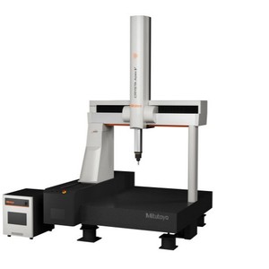 เครื่องวัดพิกัดซีเอ็นซีอเนกประสงค์ Mitutoyo Crysta-Apex V1200 ซีรีส์ ผลิตในญี่ปุ่น - Product Image 1
