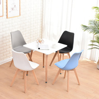Table à manger moderne de luxe en MDF avec pieds en bois de hêtre, mobilier de restaurant pour la maison, les cafés et l'hôtellerie