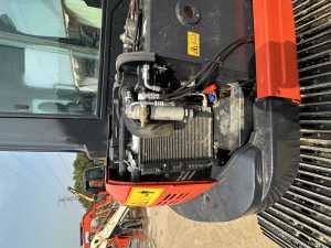 Mini-excavatrice KX155 d'occasion, 90% neuve, 5,12 tonnes, modèle 2022, moteur Cummins, 600 heures, boîte de vitesses et pompe à vendre - Product Image 5