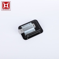 Serrure de boîte à outils robuste avec poignée encastrée noire, loquet à palette encastré avec 4 trous de fixation pour camion, remorque, camping-car, armoire 121*92mm