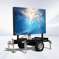 Camion publicitaire mobile JCT Outdoor P4 P6 avec écran LED couleur rotatif pour la publicité vidéo en centre commercial
