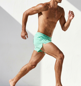 กางเกงขาสั้นออกกำลังกายผู้ชายแบบตาข่าย ระบายอากาศ แห้งเร็ว คุณภาพพรีเมียม พร้อมแถบสะท้อนแสงสำหรับวิ่งกลางคืน - Product Image 2