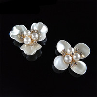 Perle Strass Boutons Strass Strass Faux Perle Embellissements Perle Broche Alliage Pendentifs Floraux pour la Fabrication de Bijoux Vêtements Sacs