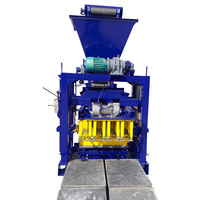 Machine semi-automatique de fabrication de blocs de béton emboîtables creux, prix QT4-35, machine à blocs avec moteur vibrant