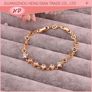 Bracelet promotionnel plaqué or 18 carats, nouveau design, bijoux fantaisie, bracelet à breloques pour femme, vente en gros - Product Image 2