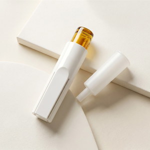 Siero in Fiale Sbiancante Super Potente con Nicotinamide, Acido Ialuronico e Vitamina C, Fiale per la Cura della Pelle con Etichetta Privata - Product Image 5