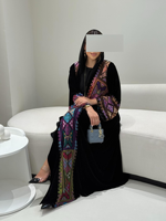 Abaya musulmane de luxe sur mesure en velours bordeaux de Dubaï 2025 pour femmes, broderie ethnique colorée, hijab assorti, robe modeste