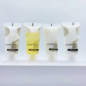 Ensemble <span class=keywords><strong>de</strong></span> produits <span class=keywords><strong>de</strong></span> toilette pour hôtel miniature bon marché avec logo personnalisé jetable, shampoing, <span class=keywords><strong>gel</strong></span> <span class=keywords><strong>douche</strong></span> - Product Image 6