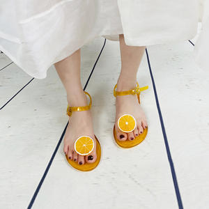 Nouvelles sandales plates fantaisie pour femme, style fruit, à enfiler, <span class=keywords><strong>chaussures</strong></span> de plage en PVC effet gelée pour femme - Product Image 5