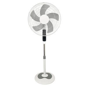 Ventilador de Pedestal de 18 Pulgadas, 5 <span class=keywords><strong>Aspas</strong></span>, 3 Velocidades, 70W, Ventilador de Pie, 110-240V - Product Image 2